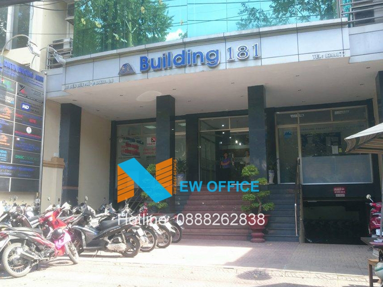 kh vưc phía trước sảnh tòa nhà Dương Anh Building