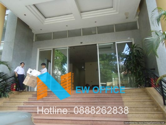 Lối vào tòa nhà Pasteur Building