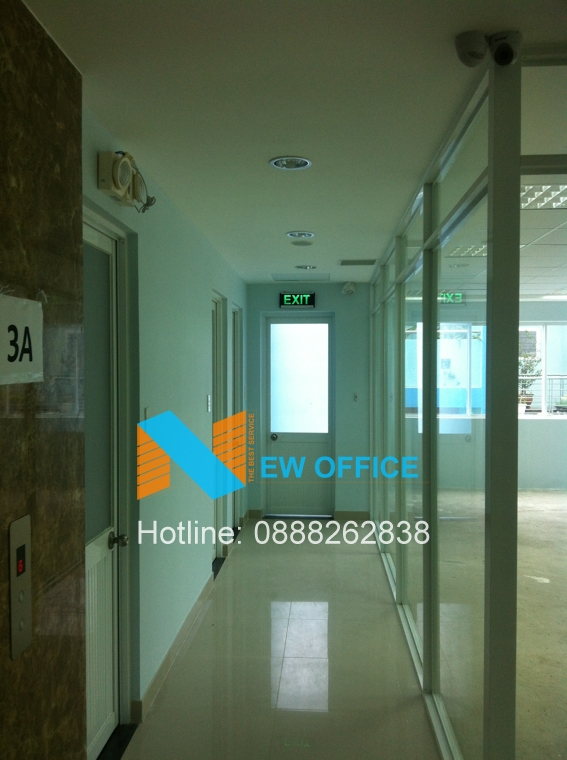 Hành lang tại tòa nhà Nikko Building