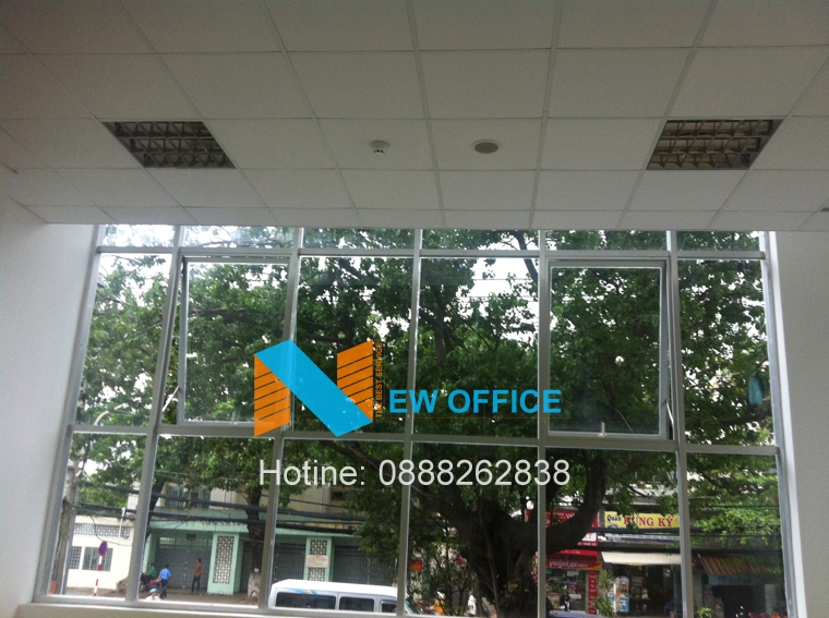 View nhìn ra phí trước của tòa nhà CT-IN Building cho thuê văn phòng Quận Tân Bình