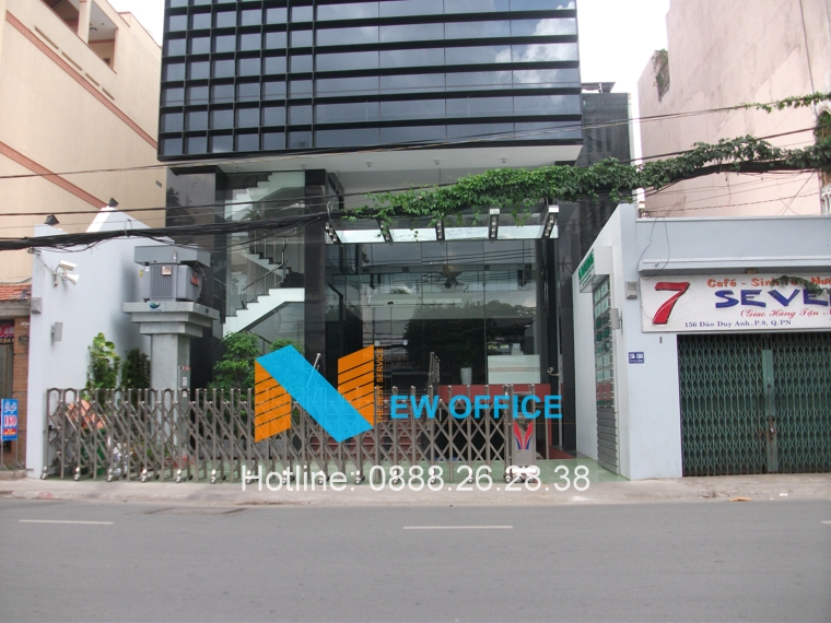 Lối đi vào văn phòng tại tòa nhà Gia Thy Building.