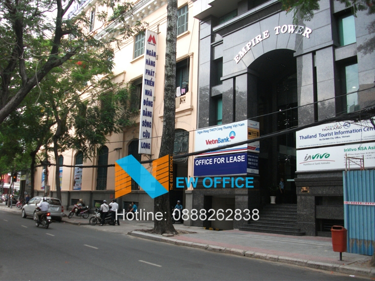 khu vực nút giao thông tòa nhà Empire Tower