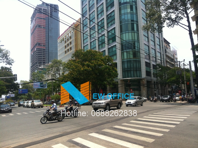 khu vực nút giao thông tòa nhà Fideco Building