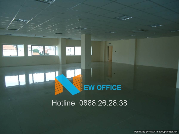 Diện tích sàn trống làm văn phòng tại tòa nhà Hà Phan Building.