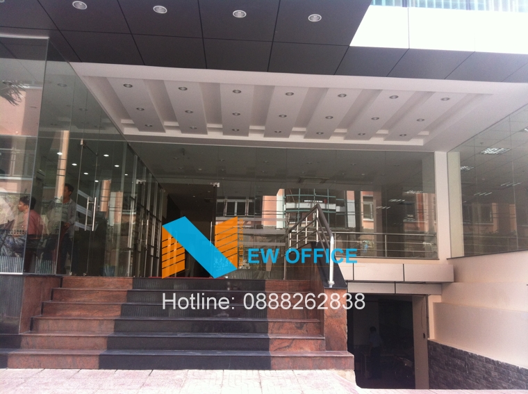 kh vưc phía trước bước vào sảnh tòa nhà Huy Sơn Building