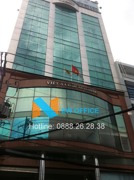 Tổng quan tòa nhà Việt Á Châu Building trên đường Huỳnh Văn Bánh quận Phú Nhuận.