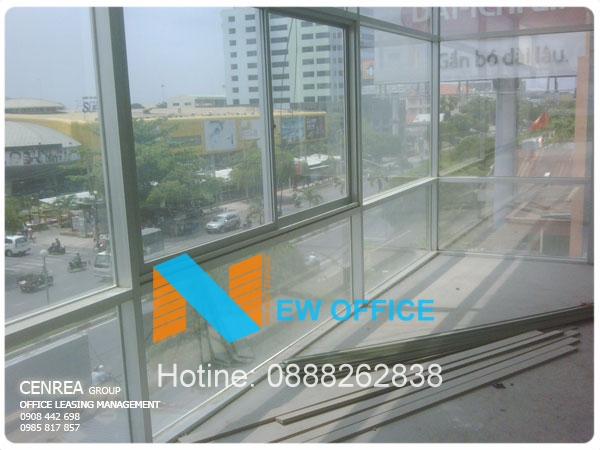 View nhìn ra phí trước của tòa nhà Ripac Building cho thuê văn phòng Quận Tân Bình