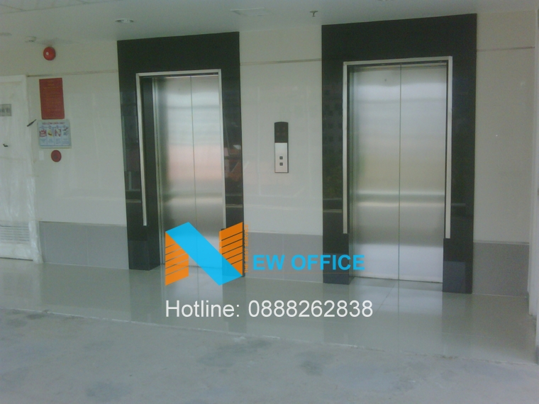 khu vực thang máy tòa nhà Sông Đà Building