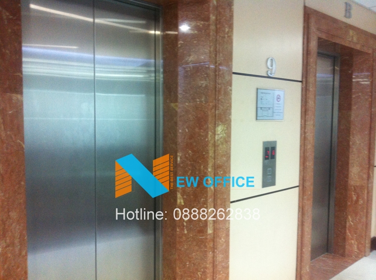 khu vưc thang máy tòa nhà Star Building