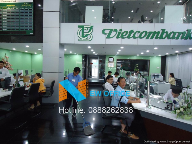 khu vực bước vào đại sảnh tòa nhà TKT Building