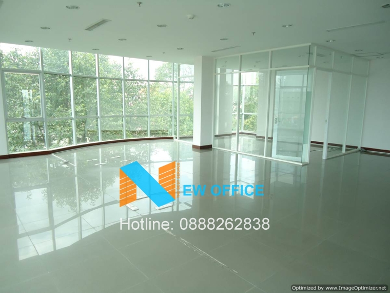 view nhìn ra ngoài tòa nhà TKT Building