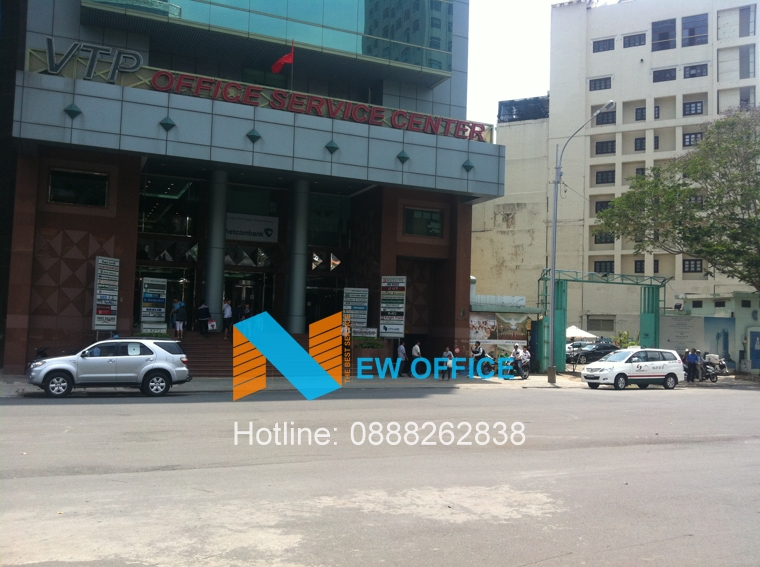 khu vực nút giao thông tòa nhà VTP Building