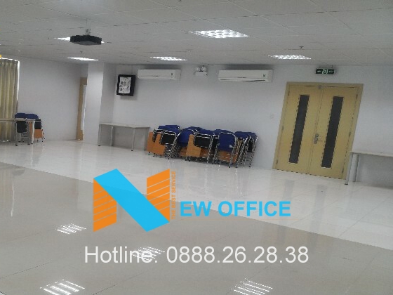 Diện tích sàn trống làm văn phòng tại tòa nhà OCW Corp Building.