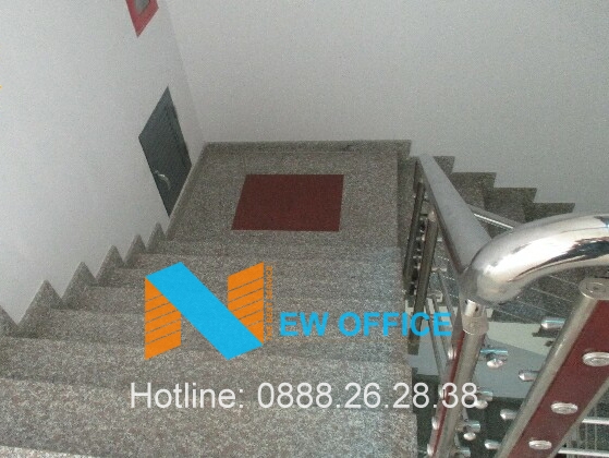 Tòa nhà VMG Building trang bị lối thoát hiểm.