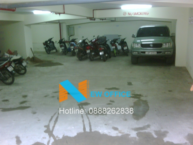 khu vực đậu xe dưới tầng hầm tòa nhà Đỗ Trần Building
