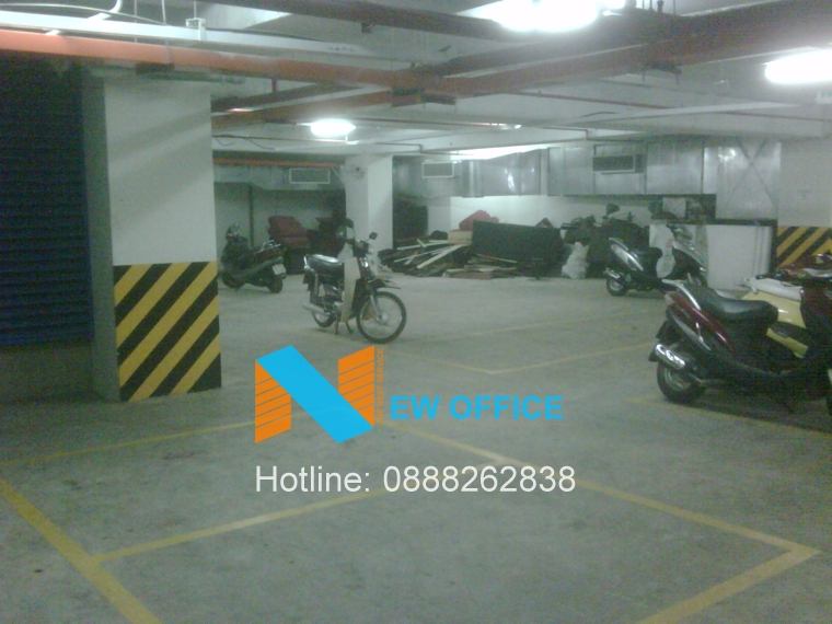 Bãi giữ xe tại tòa nhà Master Building