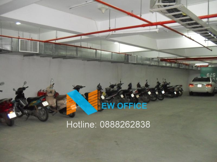 Bãi giữ xe tại tòa nhà Saigon Mansion